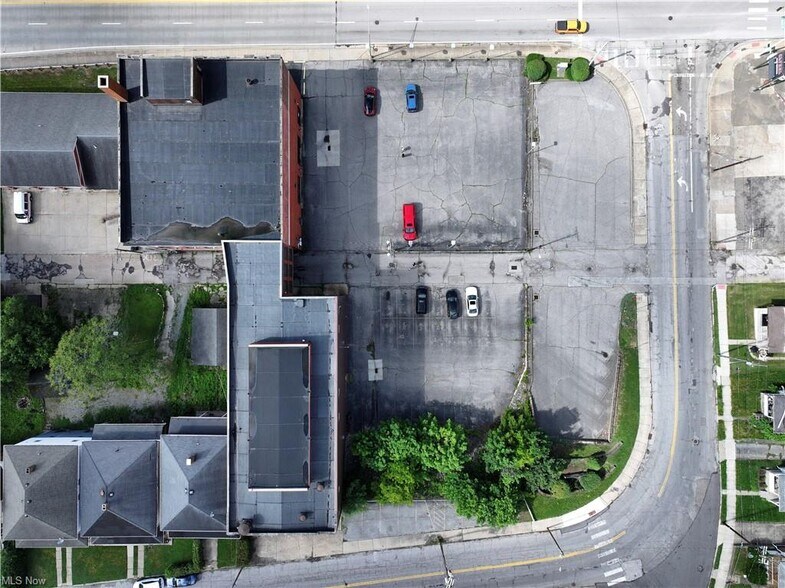 More Photos Of 1439 Sunset Blvd, Steubenville Light Manufacturing For Sale