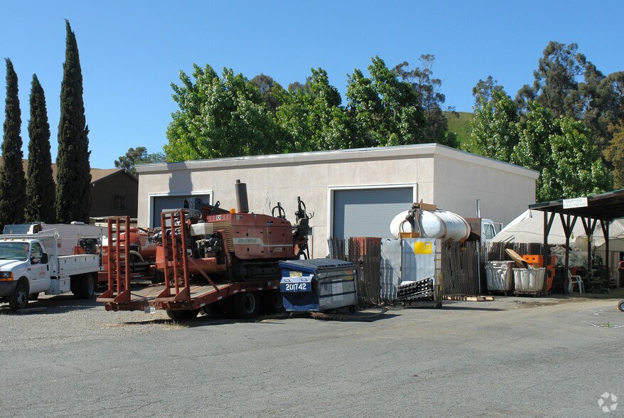 More Photos Of 4970 Blum Rd, Pacheco Research And Development For Sale