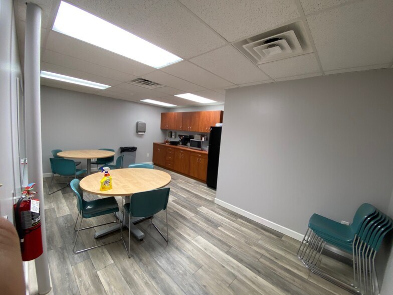 More Photos Of 110 Youngstown Rd, Lemont Furnace Medical For Sale