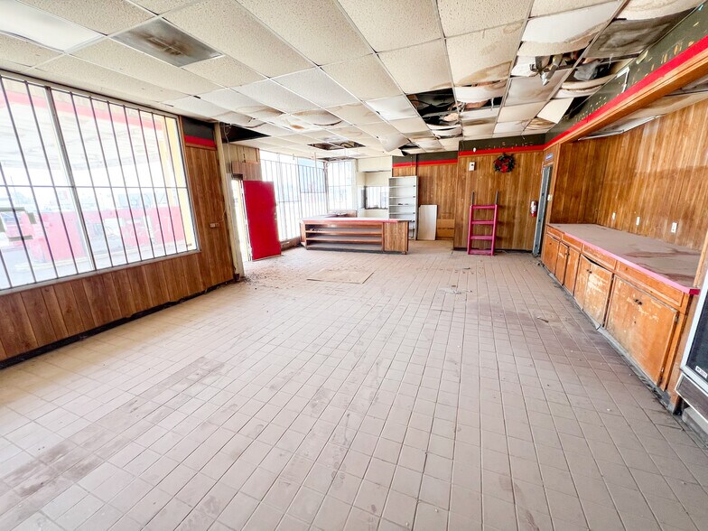 More Photos Of 1201 N Grant Ave, Odessa Convenience Store For Sale