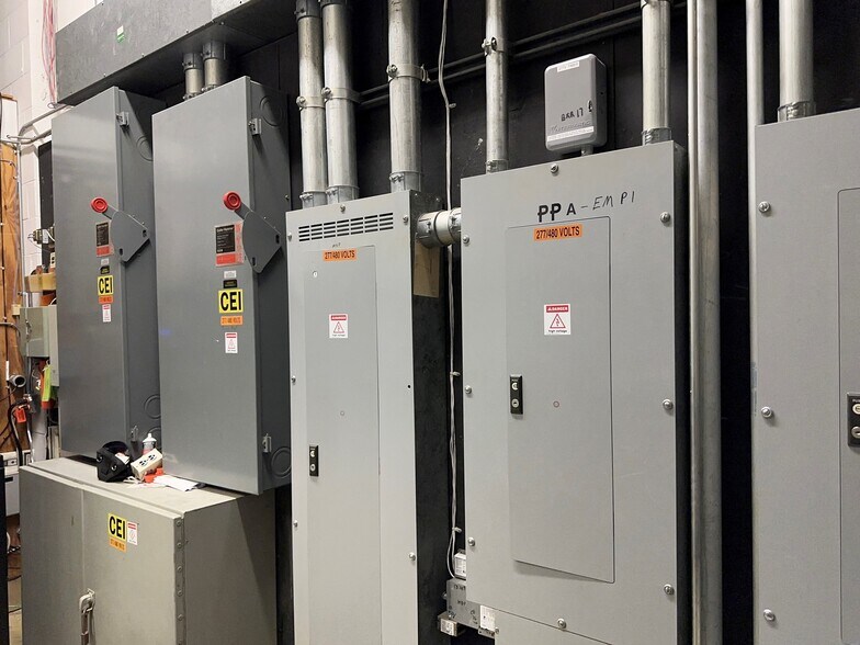 More Photos Of 7770 Division Dr, Mentor Manufacturing For Sale