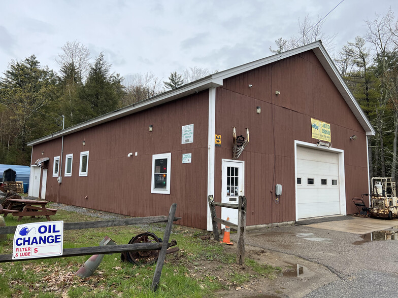 Primary Photo Of 8 Martin Rd, Weare Auto Repair For Sale