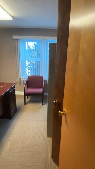 More Photos Of 845 Water St, Northumberland Medical For Sale