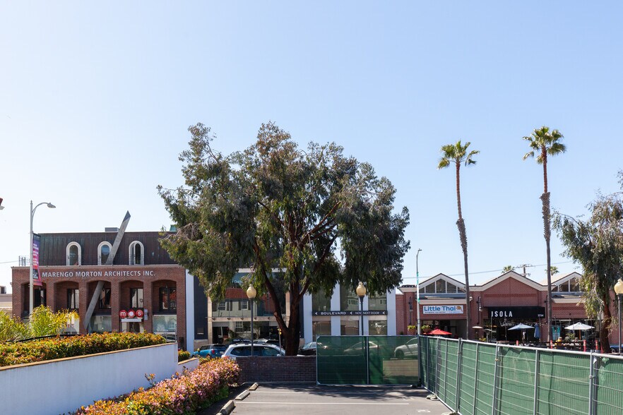 More Photos Of 7733 Girard Ave, La Jolla Land For Sale