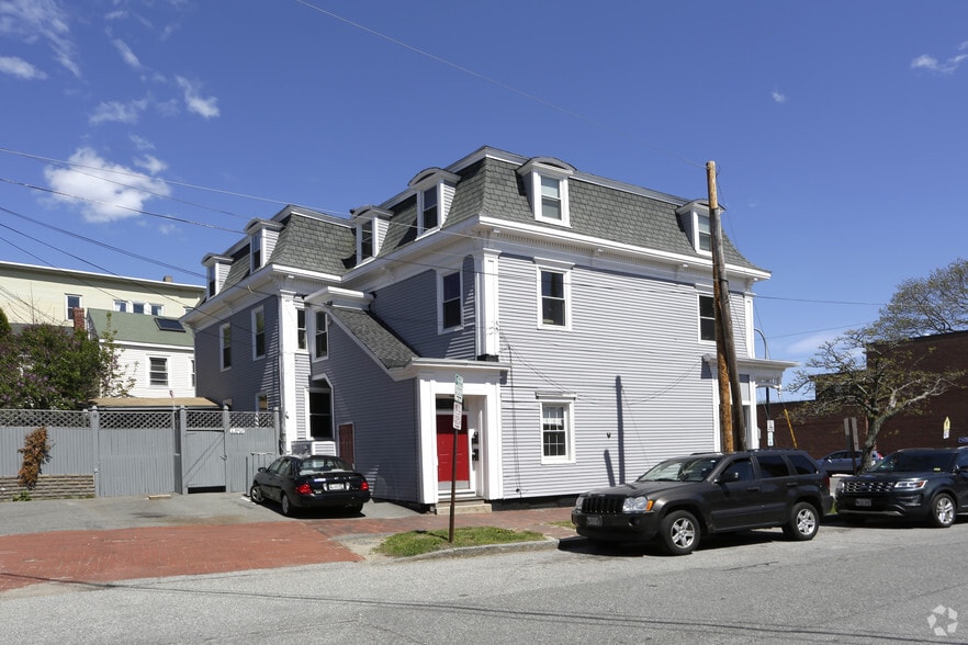 More Photos Of 1 North St, Portland Apartments For Lease