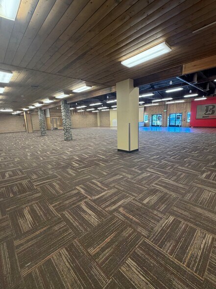 More Photos Of 3345 S Kietzke Ln, Reno Freestanding For Lease