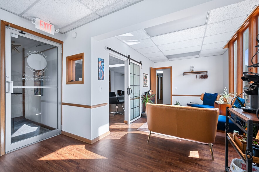 More Photos Of 5129 Liberty Ave, Pittsburgh Office Residential For Lease