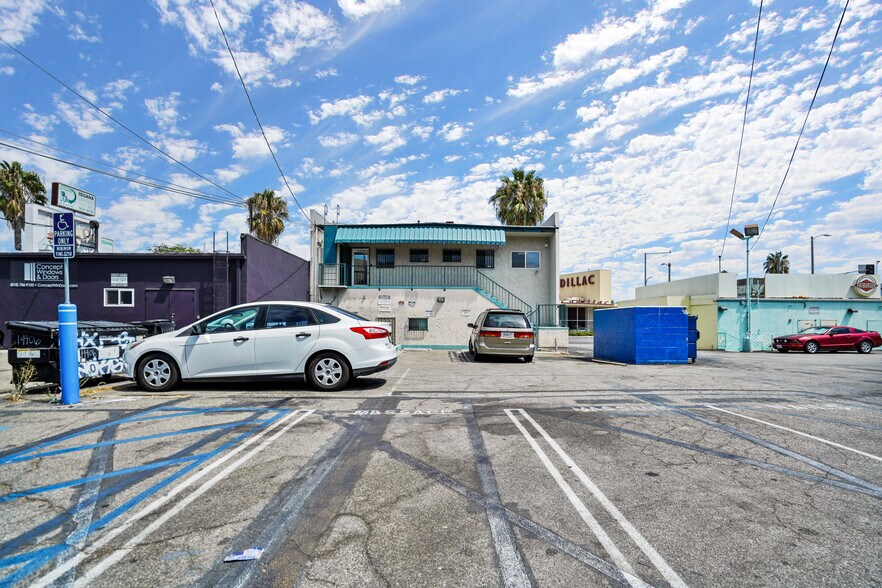 More Photos Of 14406-14410 Ventura Blvd, Sherman Oaks Storefront Retail Office For Lease