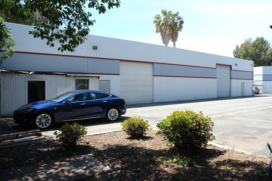 More Photos Of 2170 Oakland Rd, San Jose Light Manufacturing For Lease