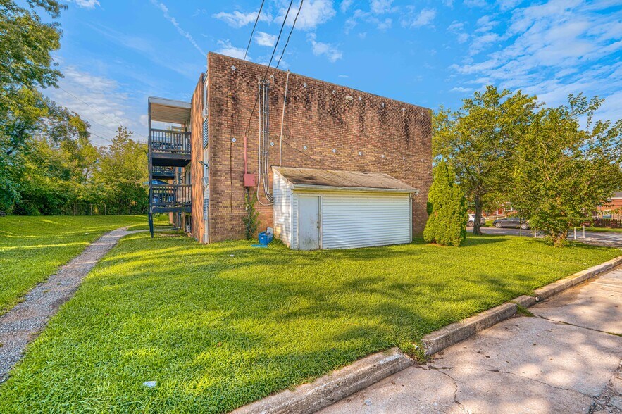 More Photos Of 5461 Cedonia Ave, Baltimore Apartments For Sale