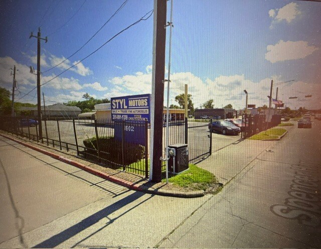 More Photos Of 5902 Spencer Hwy, Pasadena Auto Dealership For Lease