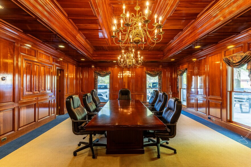 More Photos Of 3495 Holcomb Bridge Rd, Peachtree Corners Office For Sale