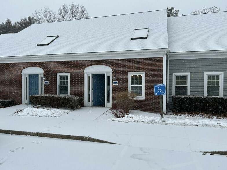 Primary Photo Of 475 School St, Marshfield Medical For Lease