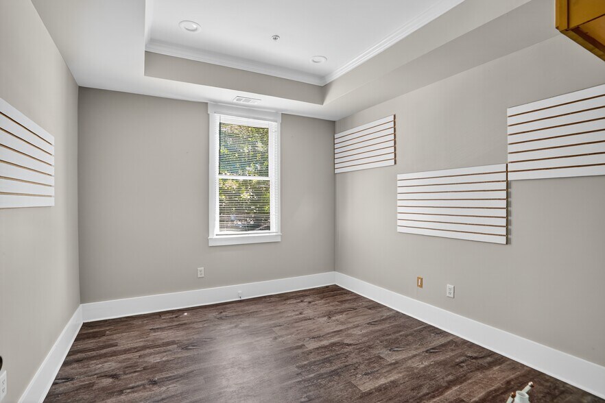 More Photos Of 1499 Alpharetta Hwy, Alpharetta Office For Lease