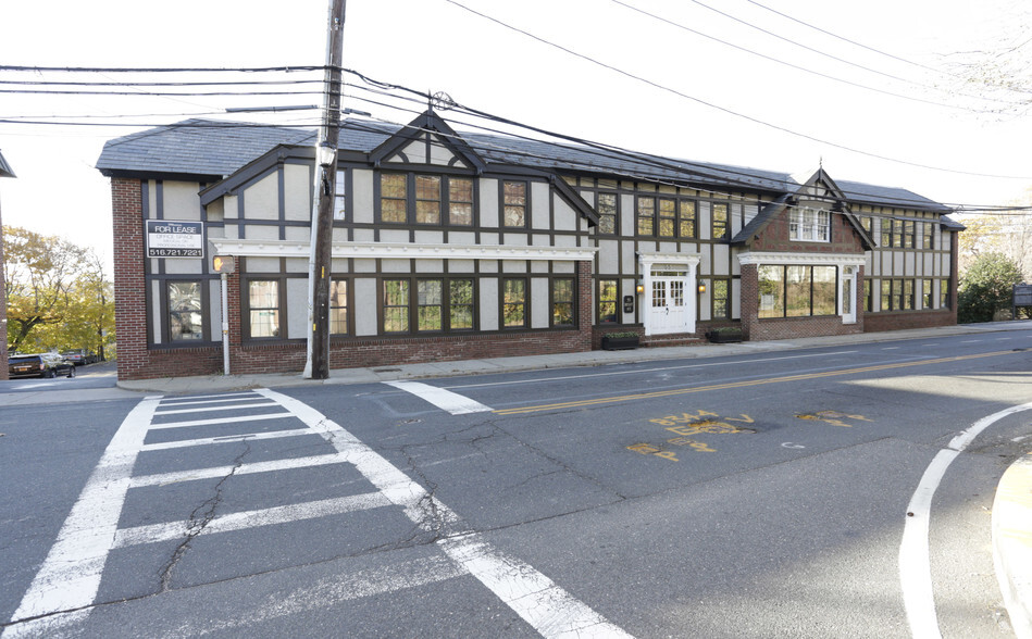 Primary Photo Of 55 Bryant Ave, Roslyn Coworking Space