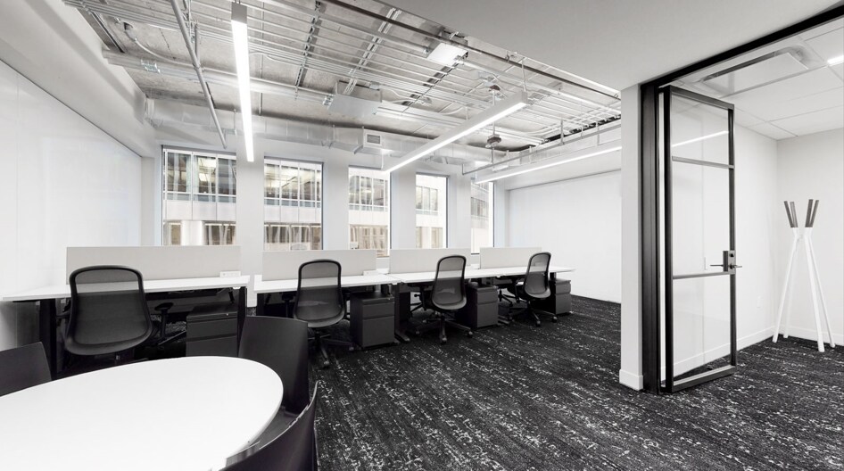 More Photos Of 311 W Monroe St, Chicago Coworking Space