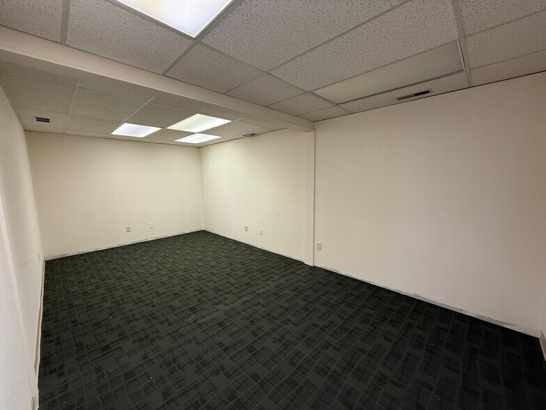 More Photos Of 5092 Lovers Ln, Portage Office For Sale