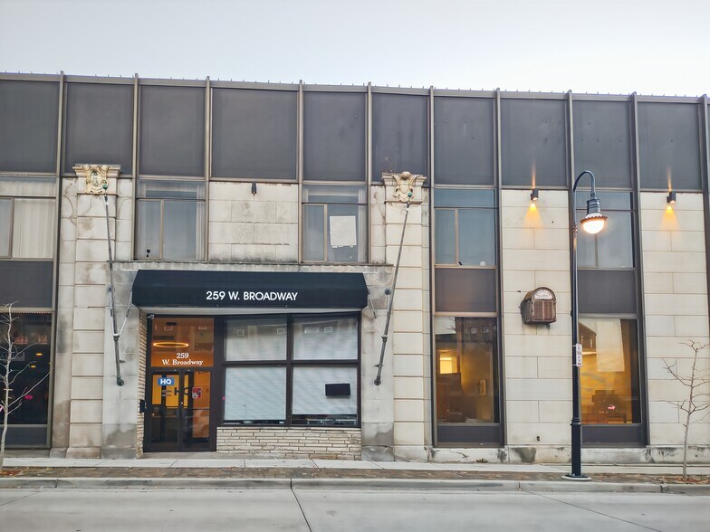 More Photos Of 259 W Broadway, Waukesha Coworking Space