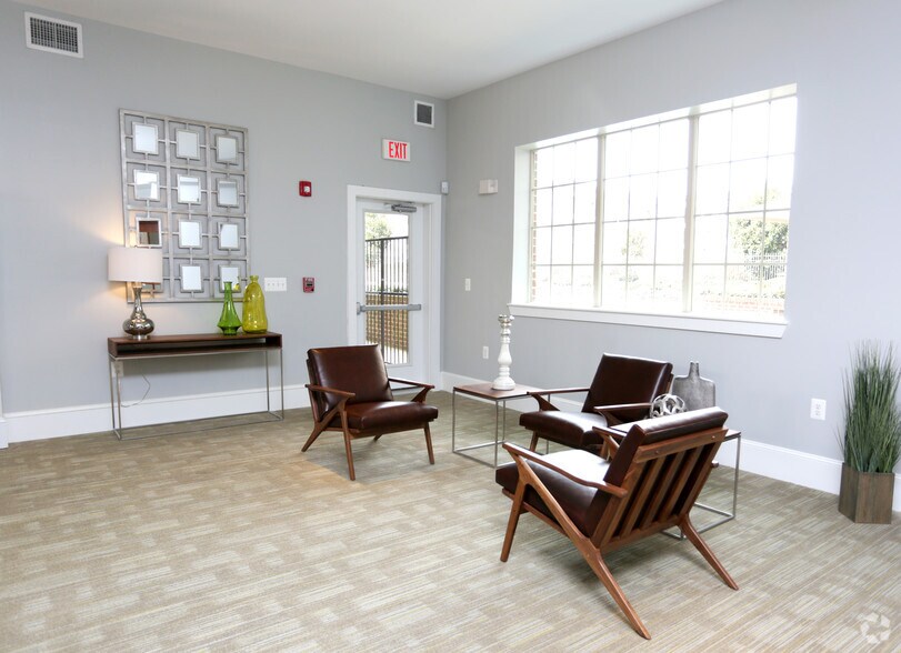 More Photos Of Mooreview Pky @ Loudoun County Pky, Ashburn Unknown For Lease