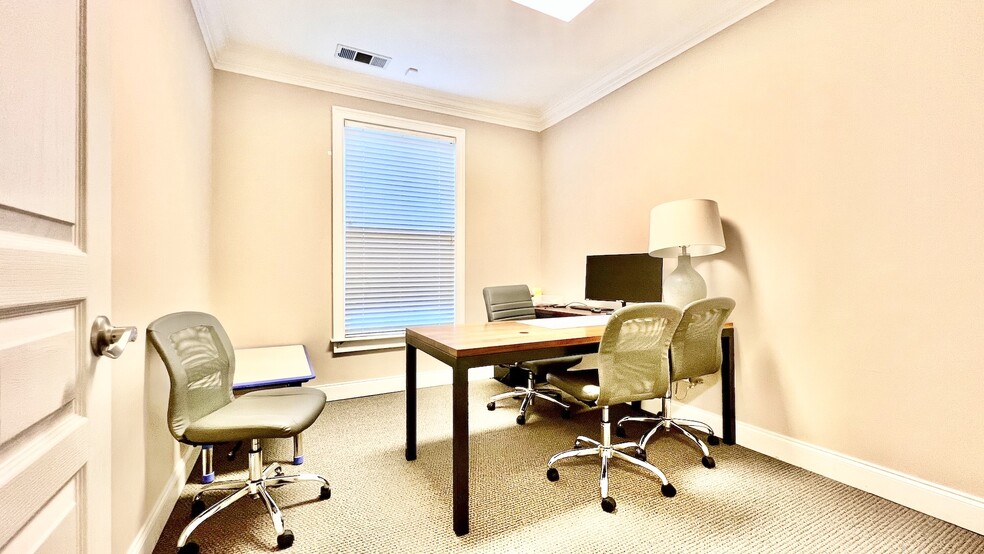 More Photos Of 4080 McGinnis Ferry Rd, Alpharetta Office For Sale