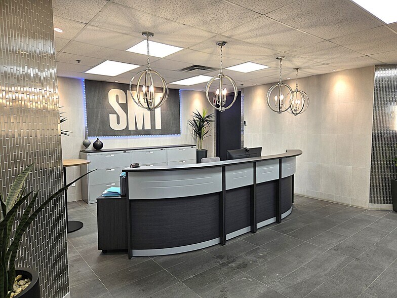 More Photos Of 2222 Boul Dagenais O, Laval Light Distribution For Sale