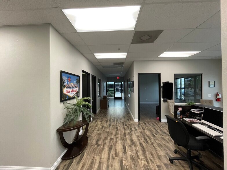More Photos Of 215 E Warm Springs Rd, Las Vegas Office For Lease