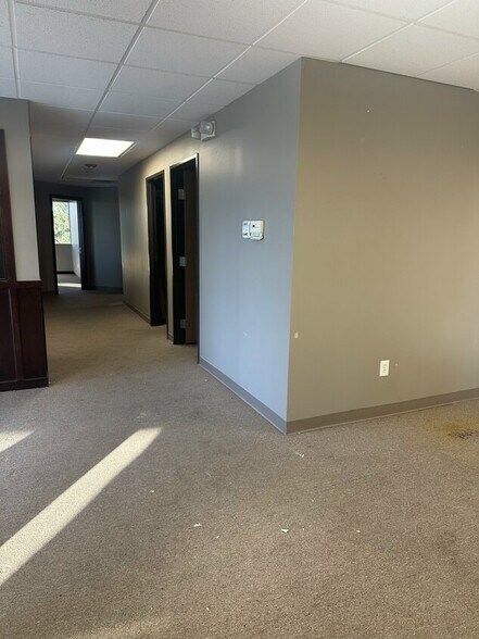 More Photos Of 18673 Dix Toledo, Brownstown Industrial For Lease