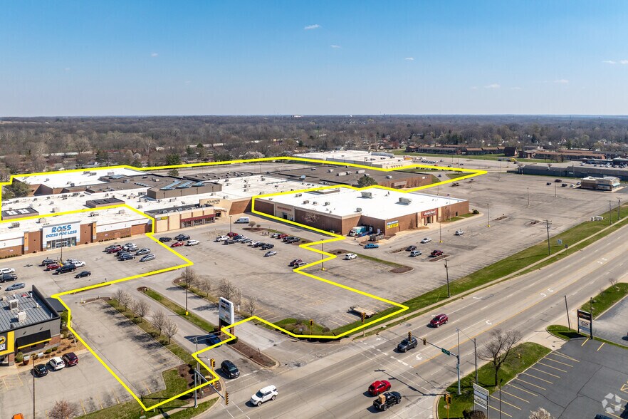 More Photos Of 2917 N Vermilion st, Danville General Retail For Sale