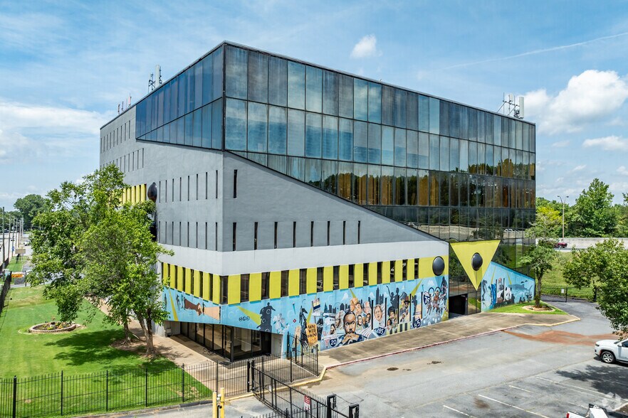 Primary Photo Of 2001 Martin Luther King Jr Dr, Atlanta Loft Creative Space For Lease