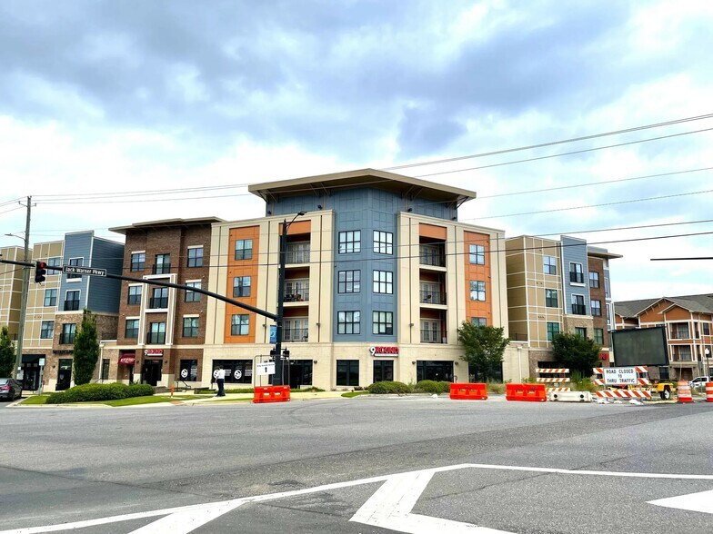 Primary Photo Of 2330 Jack Warner Pkwy, Tuscaloosa Apartments For Lease