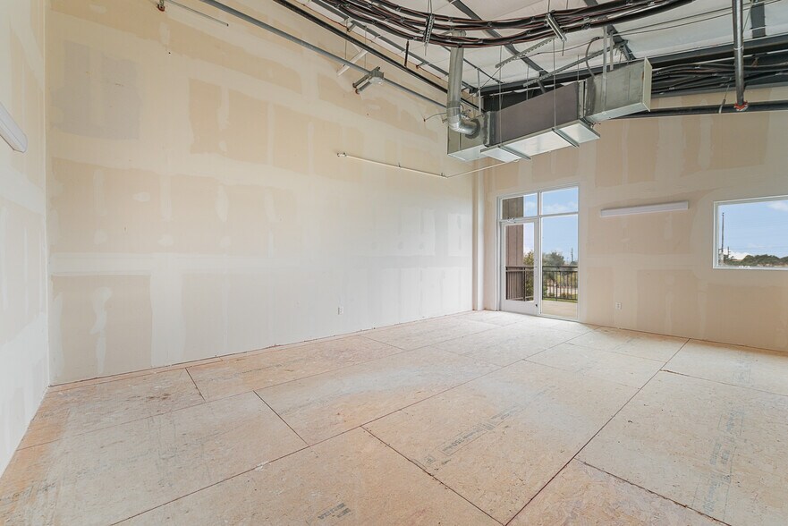 More Photos Of 1009 N Ranch 620 Rd, Lakeway Warehouse For Sale