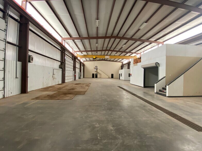 More Photos Of 13216 Hwy. 191, Midland Warehouse For Lease