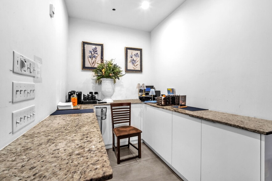 More Photos Of 511 SE 5th Ave, Fort Lauderdale Apartments For Sale