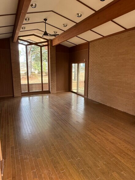 More Photos Of 18209 Cantrell Rd, Little Rock Land For Sale