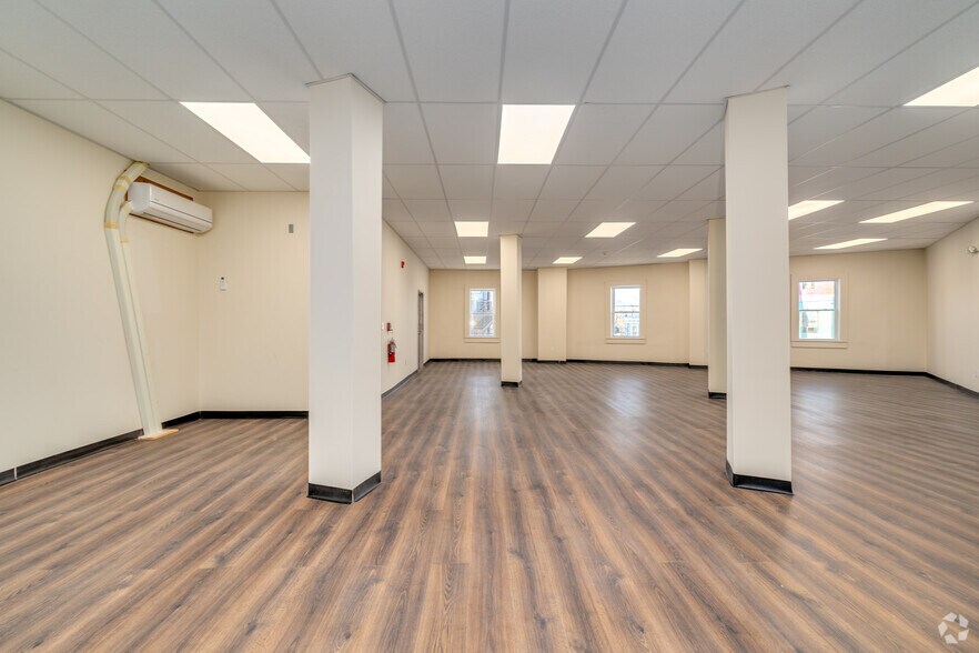 More Photos Of 2549-2553 Germantown Ave, Philadelphia Storefront Retail Residential For Sale