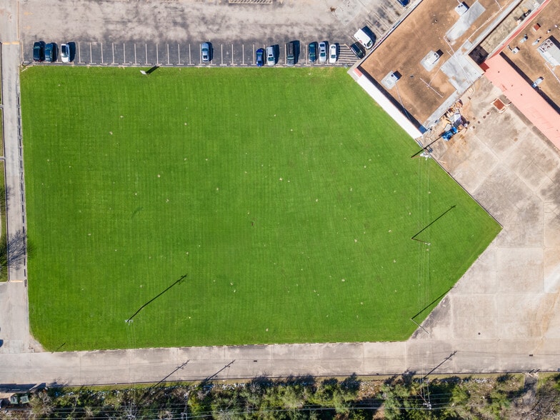 More Photos Of 12309-12367 S Main St, Houston Land For Lease
