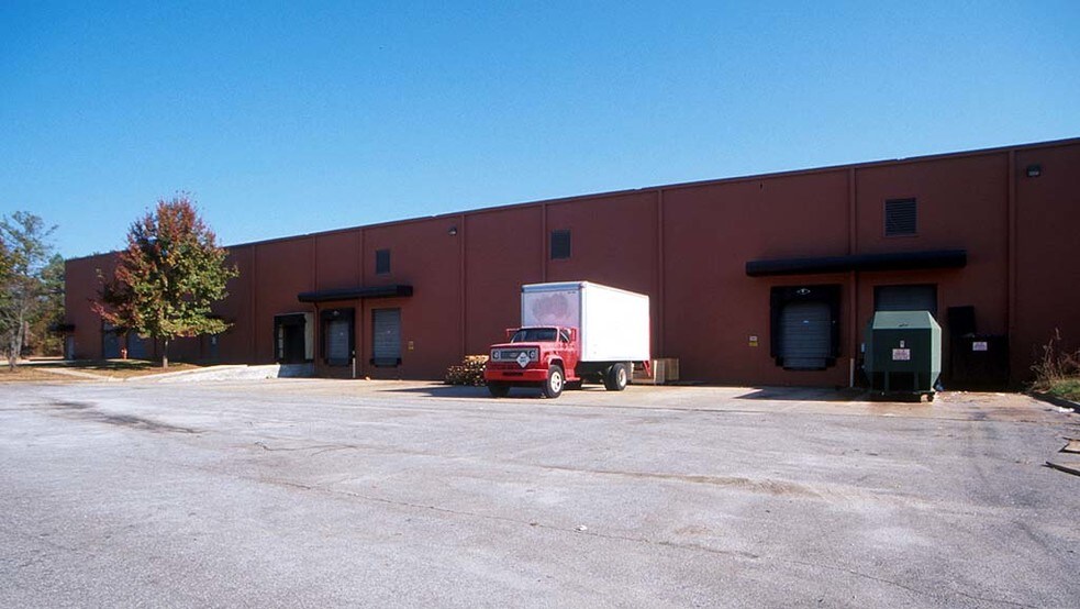 More Photos Of 201 Kelly Dr, Peachtree City Warehouse For Sale