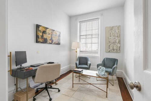 More Photos Of 612 Julia St, New Orleans Apartments For Sale