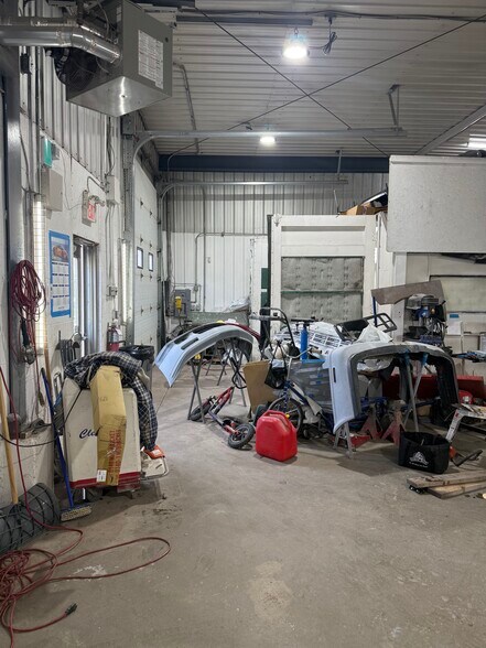 More Photos Of 5438 Bank St, Ottawa Industrial For Sale