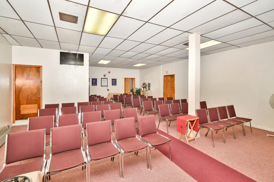 More Photos Of 35-37 Fairmount Ave, Boston Religious Facility For Sale