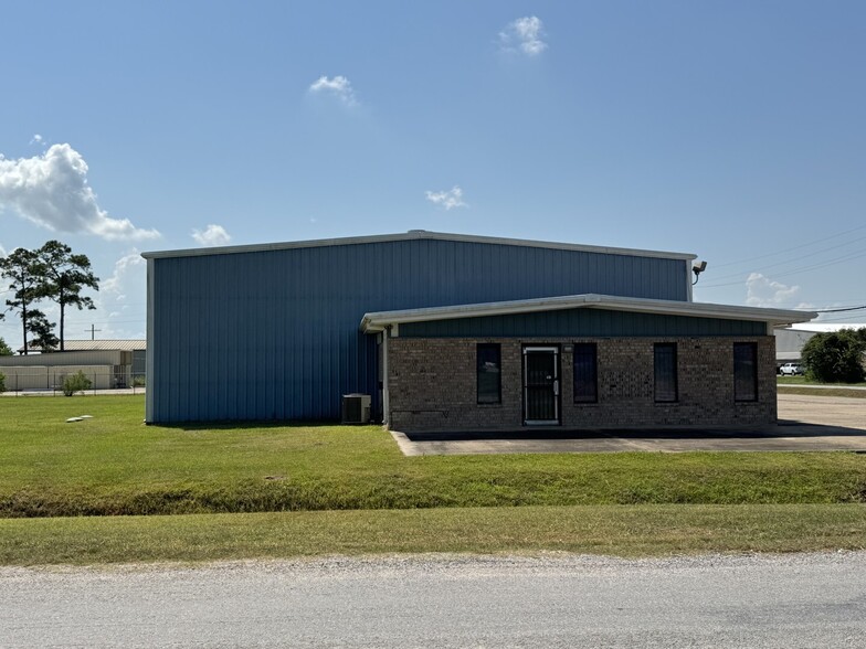 More Photos Of 6233 Industrial Rd, Beaumont Industrial For Lease