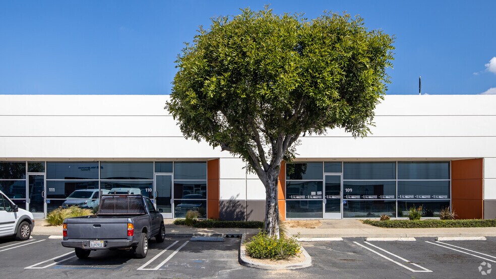 More Photos Of 600 S Grand Ave, Santa Ana Unknown For Lease