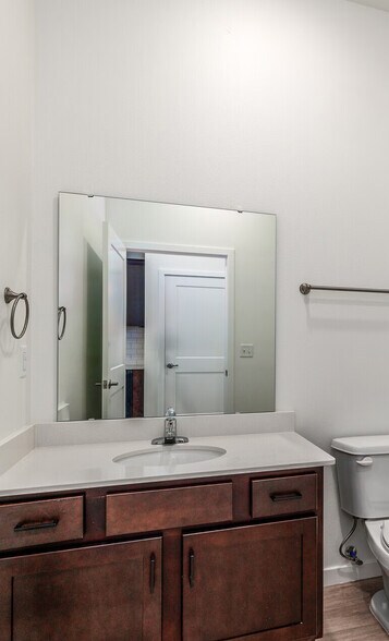 More Photos Of 1310 E Saint Louis St, Springfield Apartments For Sale