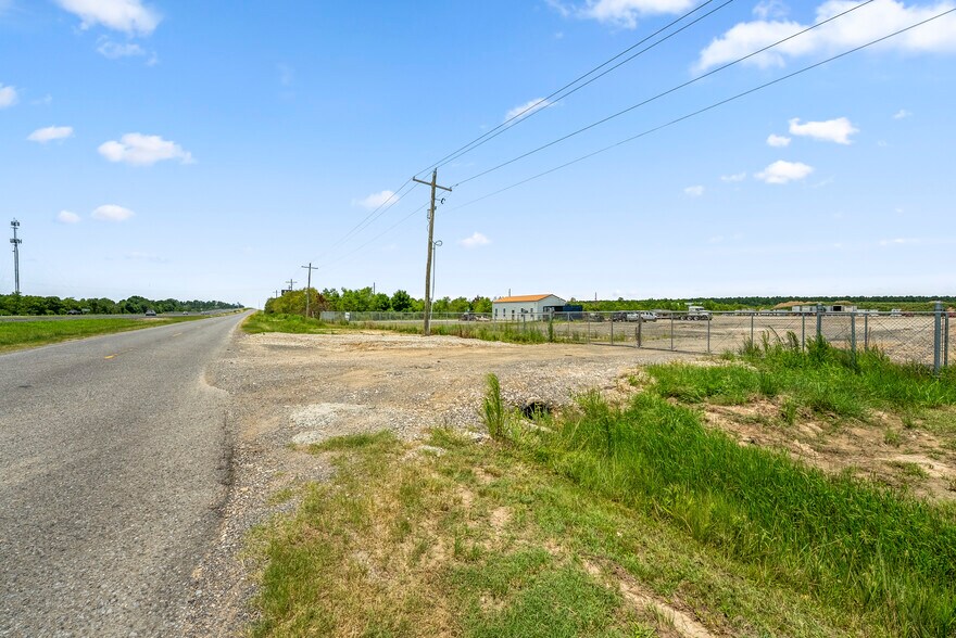 More Photos Of 21369 N. Frontage Rd., Iowa Land For Sale