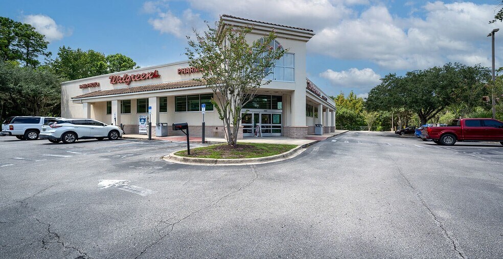 More Photos Of 609 Kingsley Ave, Orange Park Drugstore For Sale