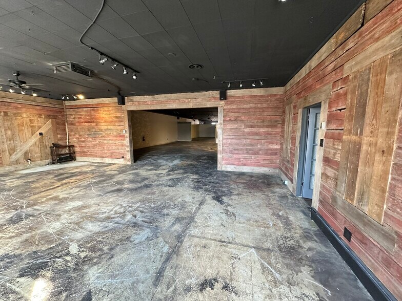 More Photos Of 1820-1824 S Broadway, Denver Storefront For Lease