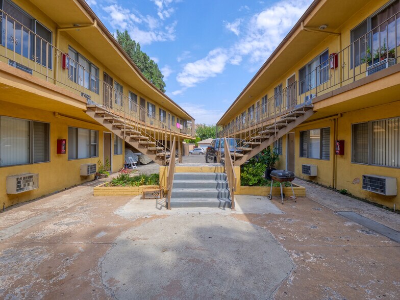 More Photos Of 8530 Sunland Blvd, Sun Valley Apartments For Sale