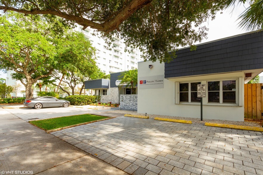 More Photos Of 212 SE 8th St, Fort Lauderdale Office Residential For Sale