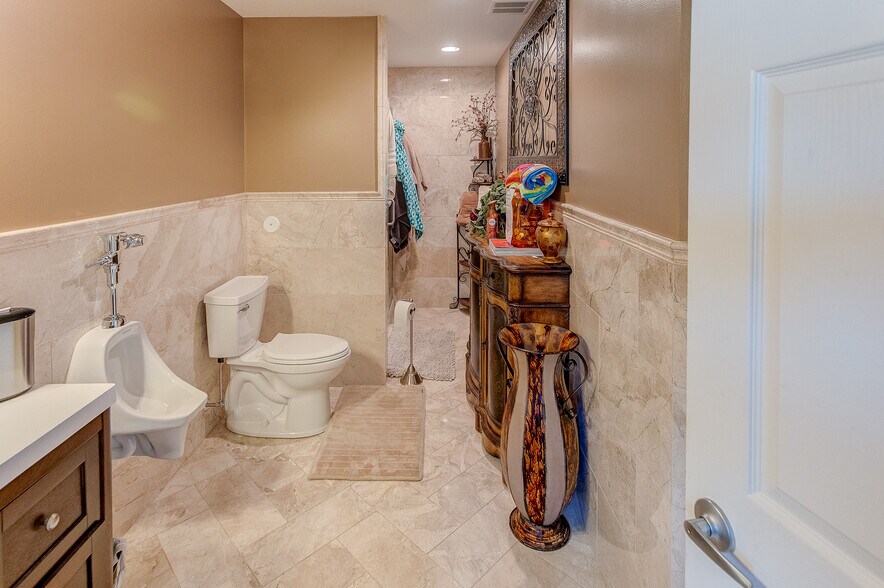 More Photos Of 836 E Highway N, Wentzville Flex For Sale