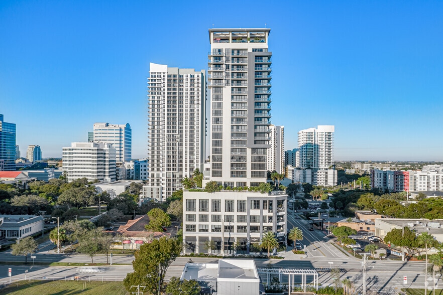 More Photos Of 299 N Federal Hwy, Fort Lauderdale Hotel For Lease